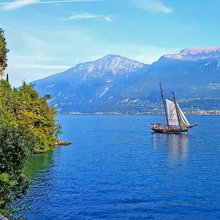 Villetta Sogno Sul Lago By Gardadomusmea トレモージネ エクステリア 写真
