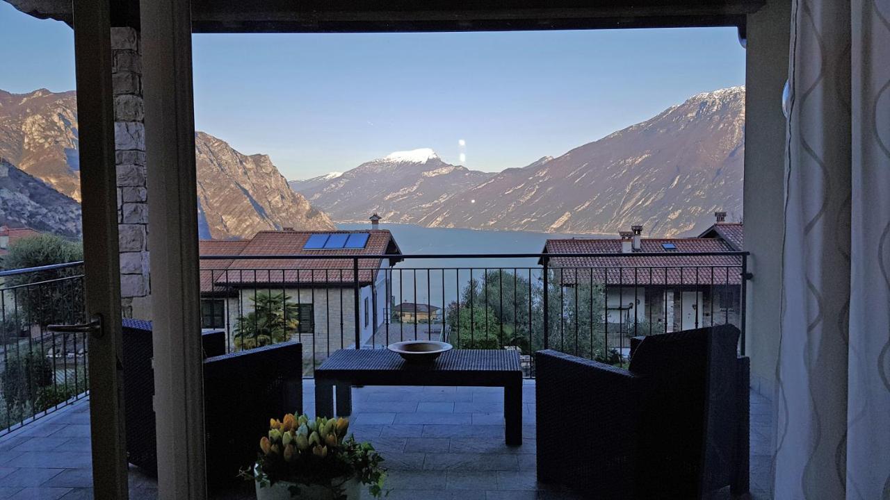 Villetta Sogno Sul Lago By Gardadomusmea トレモージネ エクステリア 写真