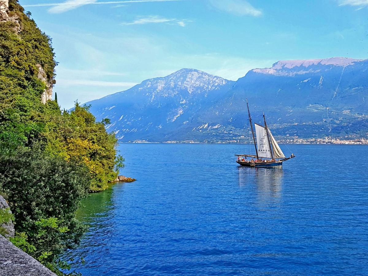 Villetta Sogno Sul Lago By Gardadomusmea トレモージネ エクステリア 写真